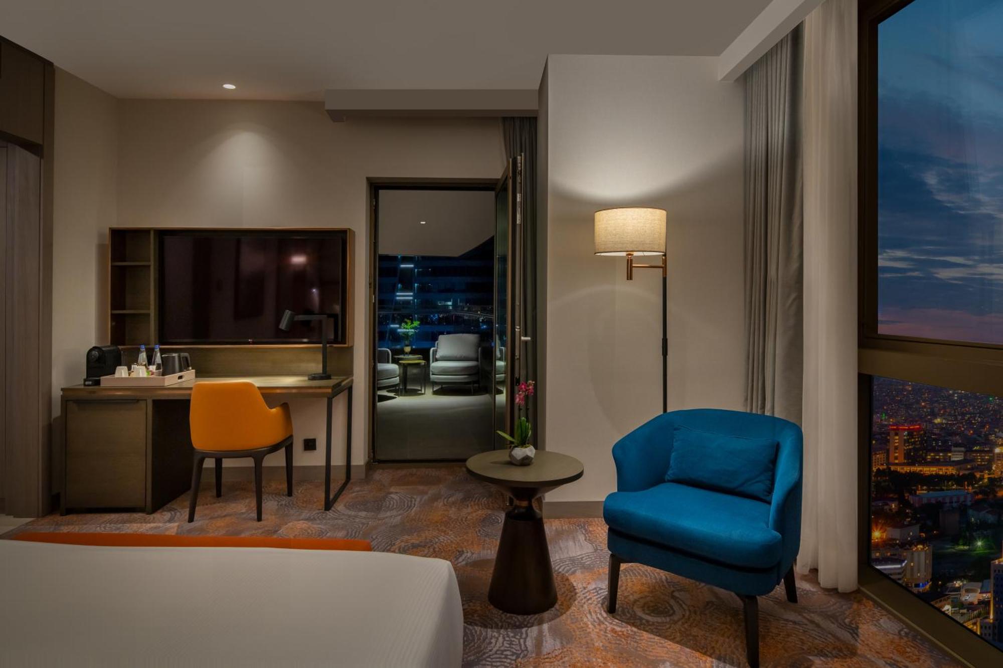 Hilton Mall Of Istanbul Exteriör bild A room at the hotel
